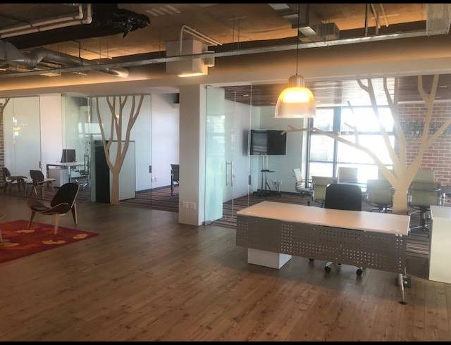 345M² OFFICE RENTED IN CENTURY CITY